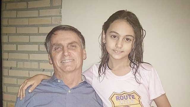 Filha de Bolsonaro é retirada de colégio militar após sofrer bullying, diz  jornal