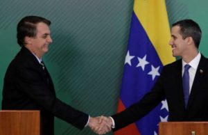 Bolsonaro ataca PT e PSOL ao declarar apoio a Guaidó