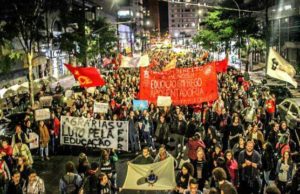 MEC avisa que professores, alunos e pais não podem divulgar protestos