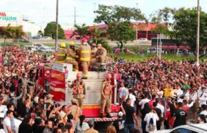 Gabriel Diniz é enterrado em cerimônia reservada para familiares e amigos
