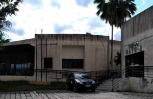 Em Campina Grande: Justiça determina retirada de outdoors que associam esquerda ao narcotráfico