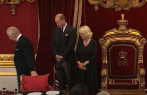 Rei Charles III é oficialmente proclamado monarca em Londres