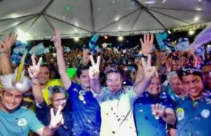 Adriano e Murilo inauguram comitê central de campanha em João Pessoa