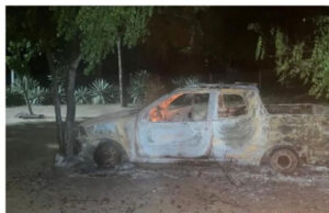 Bandidos armados tentam realizar assalto, agridem homem e ateiam fogo em veículo, em Uiraúna